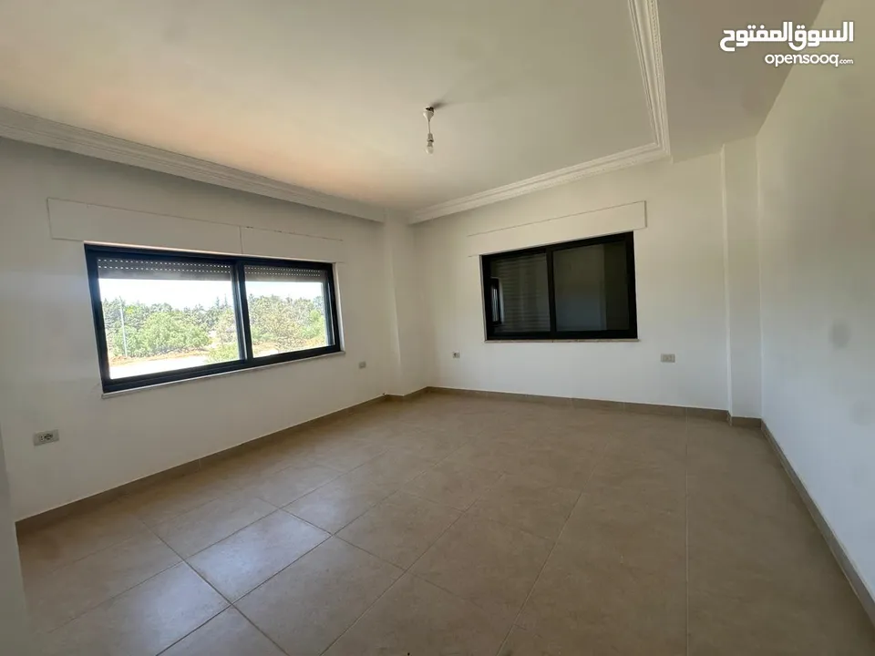 Villa for sale in Airport Road ( Property 42864 )-174782821