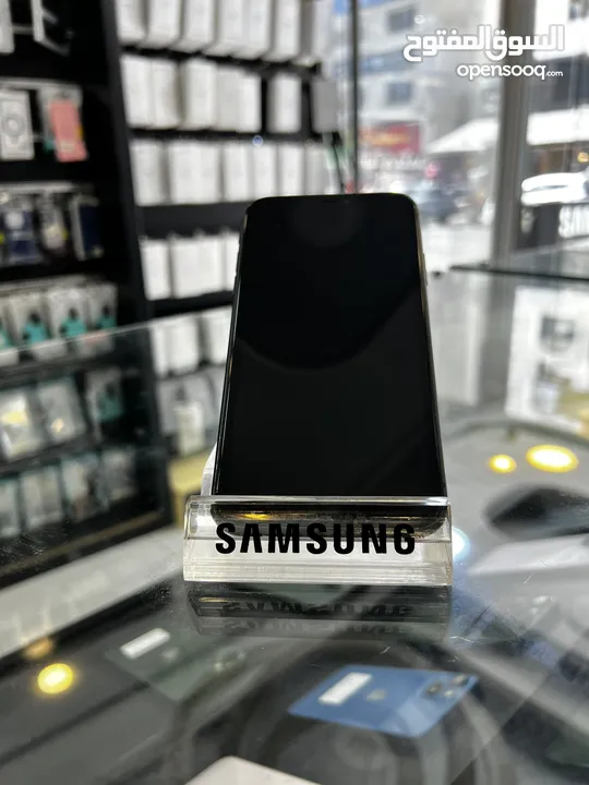 iPhone 11 128GB بطارية 92% الجهاز وكالة مش مفتوح ولا مغير فيه اي اشي