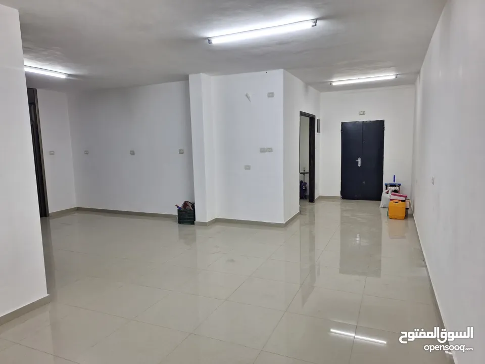 شقة للايجار للعرسان او العائلات الصغيرة