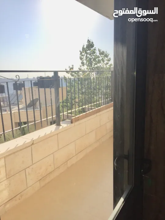 شقةً مفروشة شهري