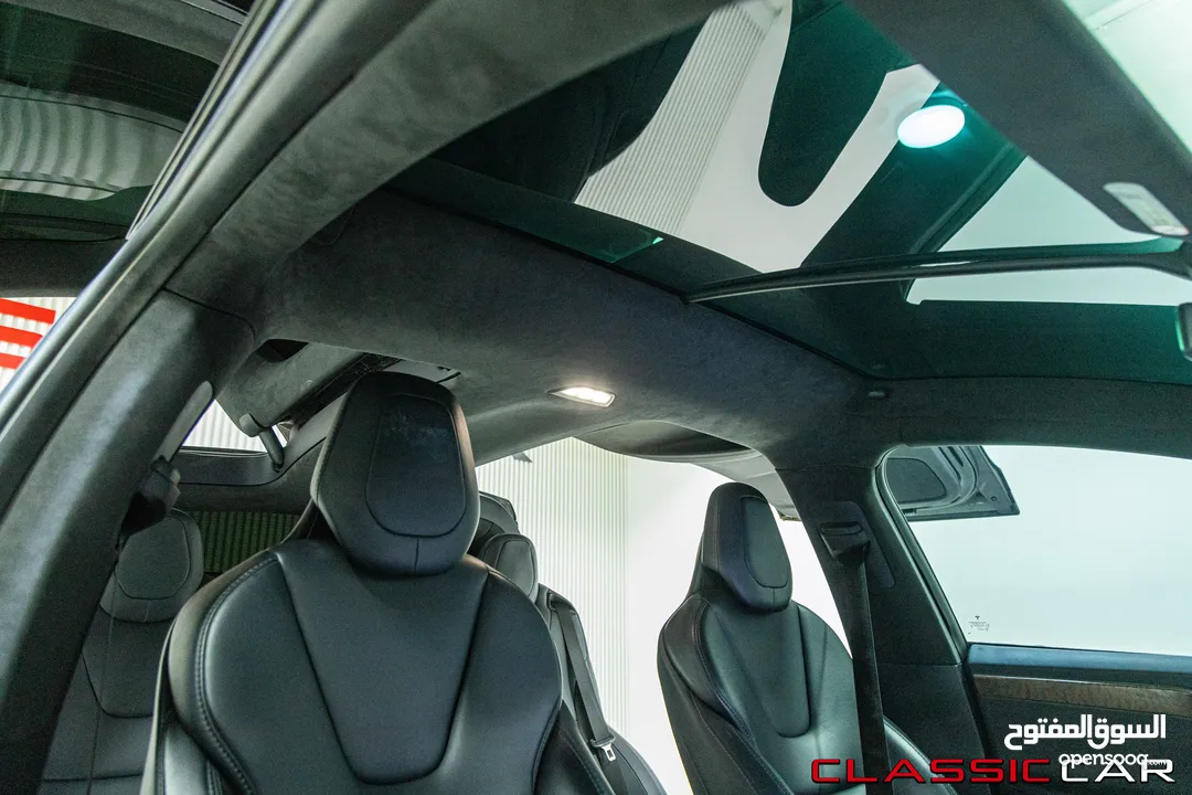 Tesla Model X Standard Range  2019   السيارة بحالة ممتازة جدا و قطعت مسافة 51,000 كيلو متر فقط