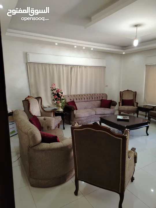 شقه للبيع الجبيهه إسكان المخابرات مقابل قصر الاميره بسمه