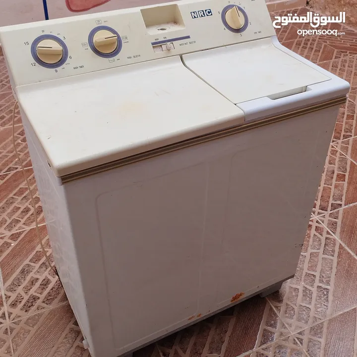 بأسعار خيالية
