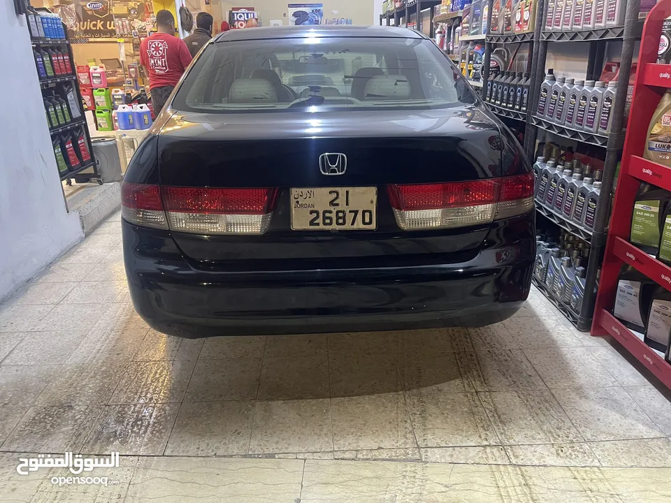 هوندا اكورد 2003 بنزين اصلي صيانة كاملة لون اسود ملوكي بدون حوادث داخل الاردن سعر حررررررررق