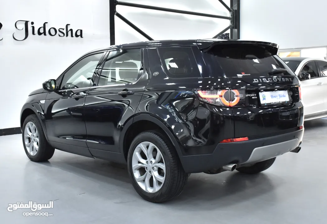 Land Rover Discovery Sport HSE ( 2018 Model ) in Black Color GCC Specs