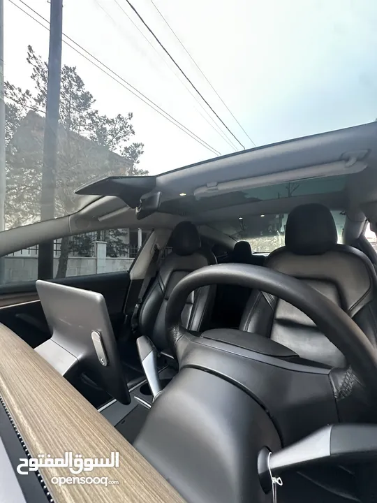 تسلا موديل 3 لون أبيض لؤلؤي 2022 Tesla model 3 . 2022