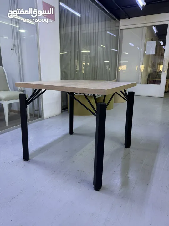 طاولات جودة عالية