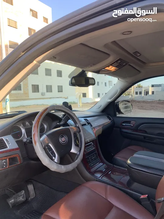 كاديلاك اسكاليد supercharger 2009 hybrid!!!!!