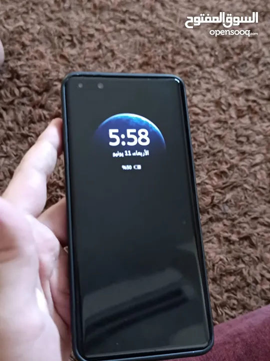 هاتف huawei p40 pro للبيع..................... .................. ............. ............   .....