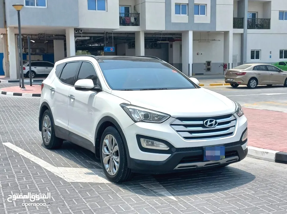 Hyundai Snata Fe 2015 4WD 3.3 GCC model