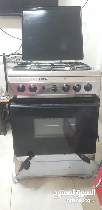 Gas stove and gas slinder  with regulator