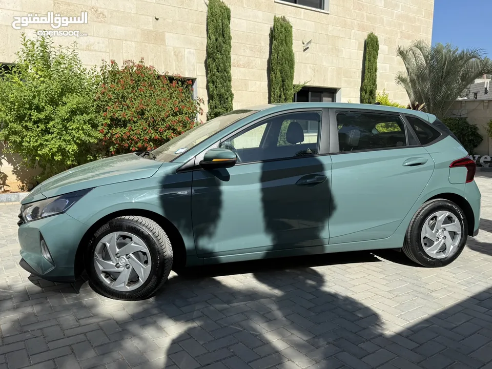 هونداي i20 ترخيص 2023 محرك 1000 بنزين/بطاريه مساعده 48v جير أوتوماتيك