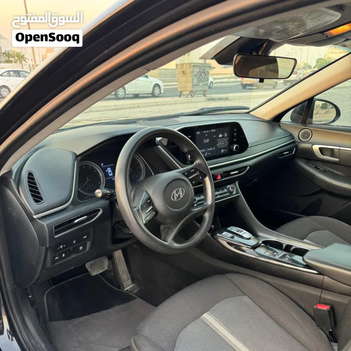 For Sale Hyundai Sonata Model 2021 2.5L 4-cylinder  Excellent condition insurance 6/2026 Self-drivin