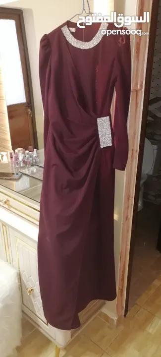 فساتين سهره للبيع بحاله النظيف