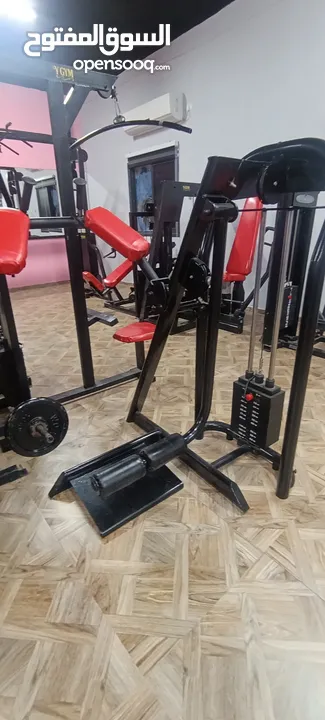 نادي كامل للبيع