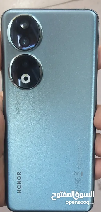 هاتف هونور 90 5G بحالة ممتازة استعمال خفيف معو كامل اغراضه وشاحنو الاصلي بنص ساعة بكون مفلل