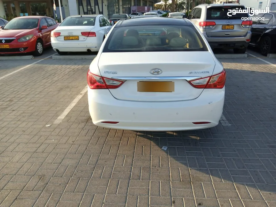 Hyundai Sonata Top Variant - Total Genuine