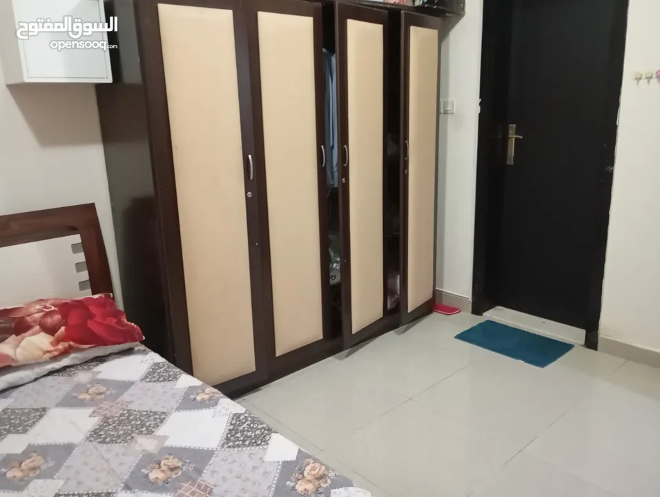 master bedroom available for couple or working lady.  2 Bed space for executive Indian batchlor