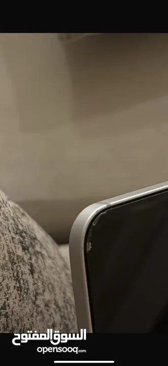 ipad Pro 12.9-inch (6th Generation) Wifi+Cellularللبيع ايباد ب احسن جودة واستعمال ممتاز اقل من سنة