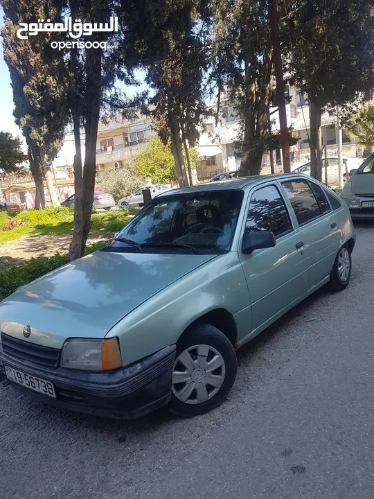 اوبل كاديت 1990