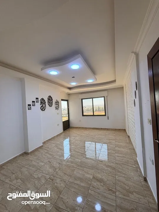 شقة للبيع بسعر مغري خلف مستشفى الراهبات