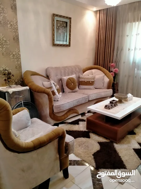 طقم كنب فاخر 7 مقاعد