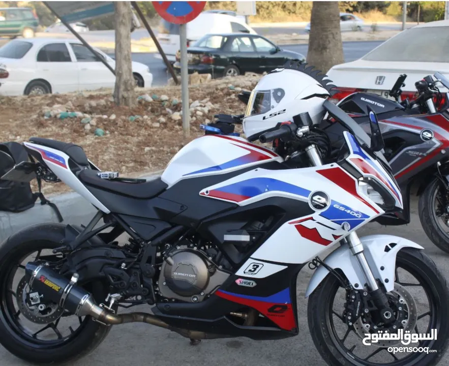 دراجة Qj SRK 400rr