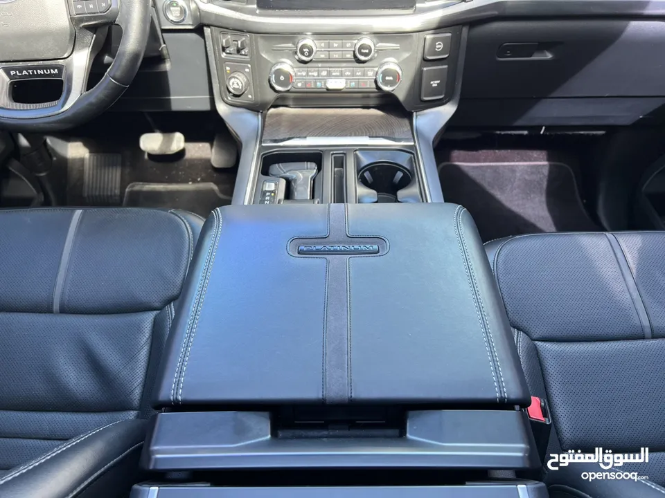 2022 FORD F-150 Platinum Hybrid Black-Edition