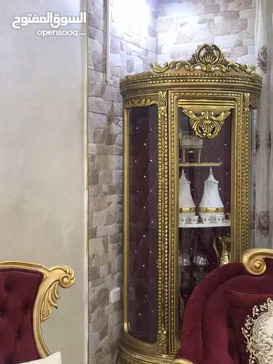 غرفه ضيوف بحاله الوكالة كنب نظيف جدا جدا وبسعر 650 قابل للتفاوض      '