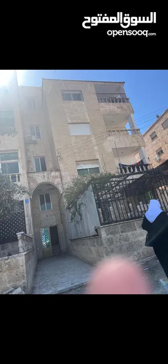 شقة 160 م2 للبيع بسعر مغري للسفر