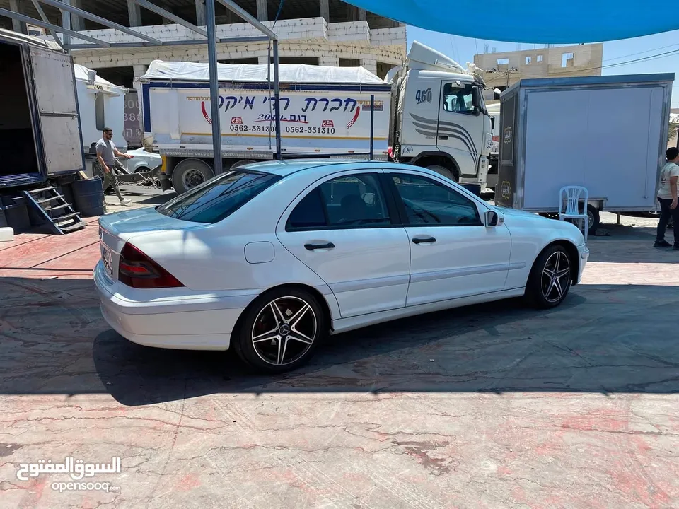 مرسيدس c200 2007