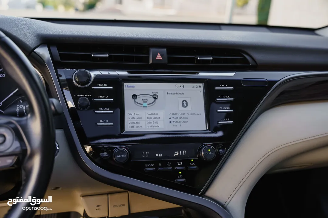 Toyota Camry GLE Hybrid 2019  تويوتا كامري GLE هايبرد  فل كامل مع فتحه