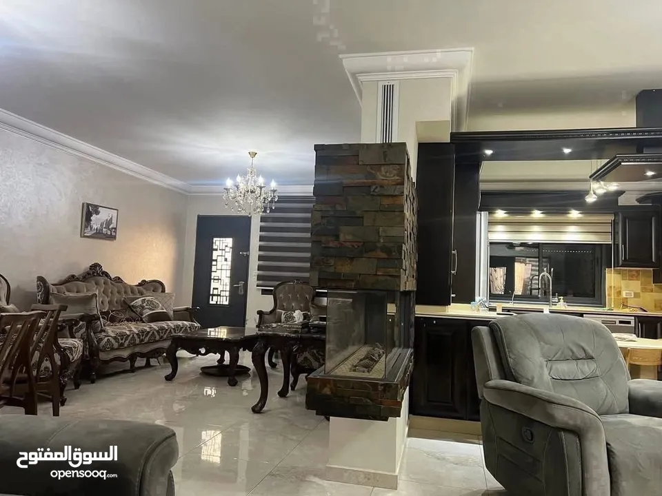 شقه للبيع في المصيون مع حديقه قرب سبجافريدو