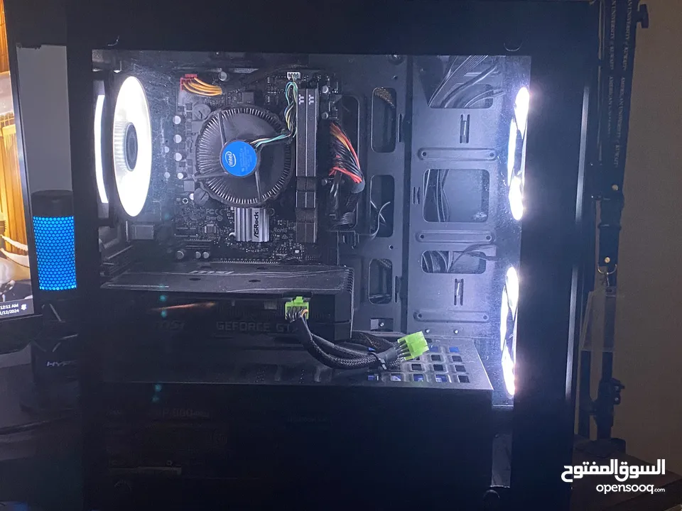 كمبيوتر العاب مع شاشه قيمنق معاه Gaming pc with a gaming screen