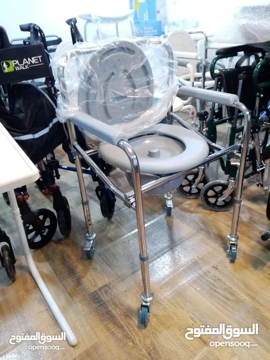 ‏ كراسي الحمام لكبار السن Wheelchair commode