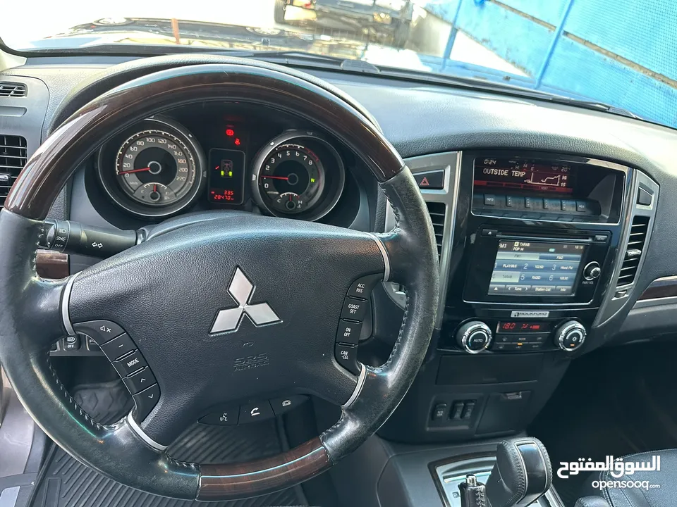 Mitsubishi Pajero Gls v6 3800cc 2016