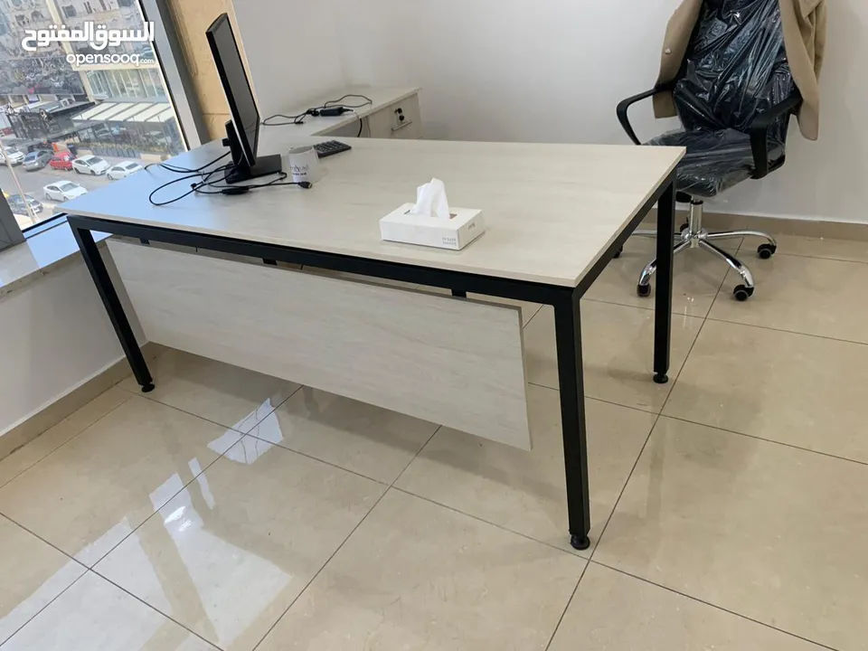 حجم مترين بتصميم فاخر جدا وسماكه معدنية فائقة الجودة بسعر شامل التركيب  والتوصيل تميز بتصميمات عصرية