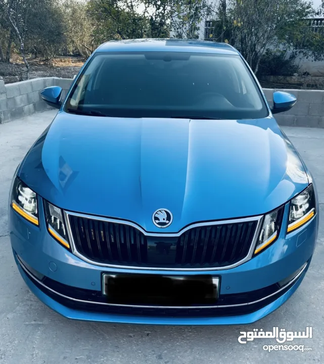 سكودا اوكتافيا 2019/18