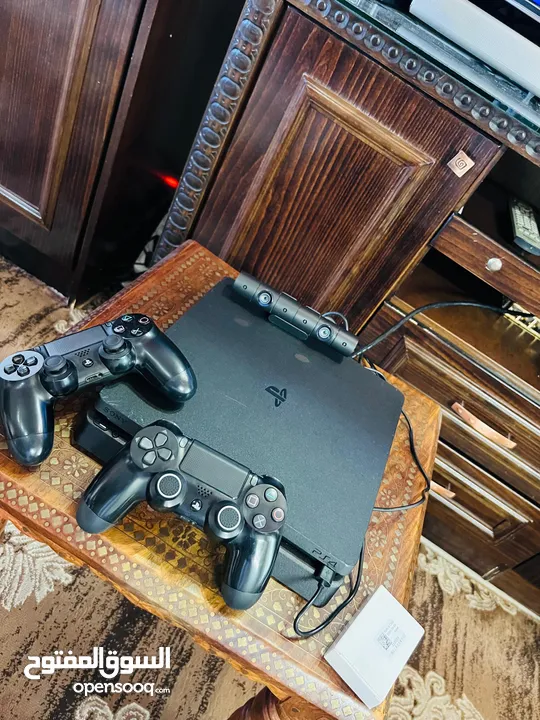 Playstation Slim 4 مهكر  بلاستيشن 4 سلم
