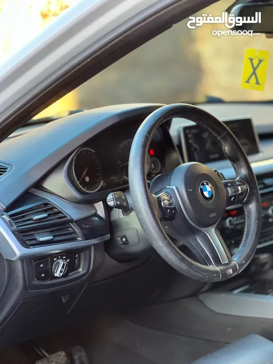 BMW Xdrive 30d ام باكج اصل داخلي وخارجي