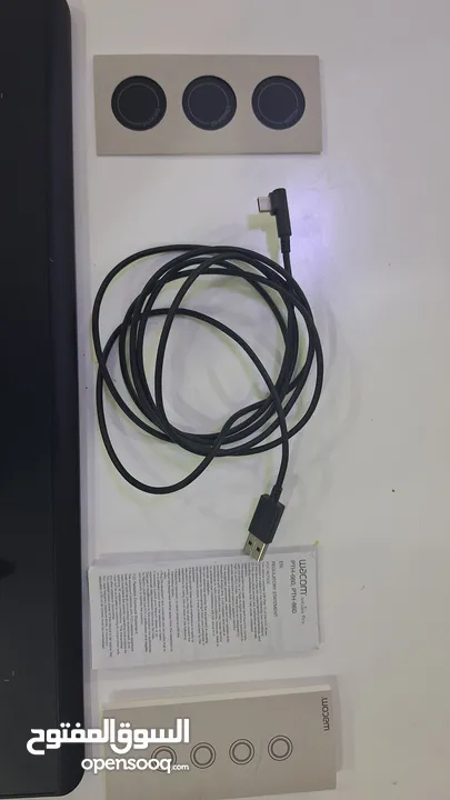 Wacom Intuos Pro Large -  model PTH-860    drawing tablet
