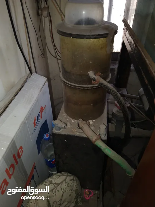 حوض سمك بحري حجم ضخم جدا جدا 240X100x100 إرتفاع الحوض مع البوفيه 270 مع كامل اجهزتو