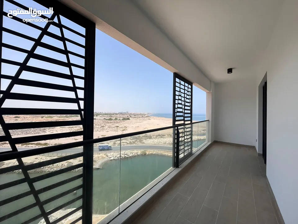 2 BR Amazing Brand New Sea View Flat in Al Mouj – Lagoon