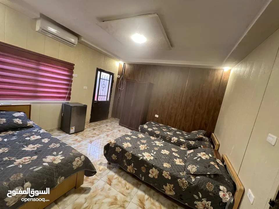 شاليه و مزرعه للايجار بالغور 50 دينار مسبح مدفأ 4*8 بدون عربون مع بلياردو و ترامبولين