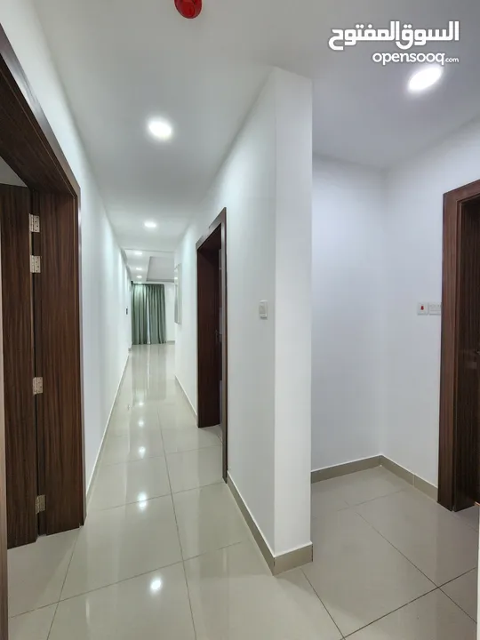 شقة سكنية للبيع اطلالة بحرية خلابة + موقع ممتاز جدا بالحد الجديدة (للبحرينيين + الخليجيين فقط)