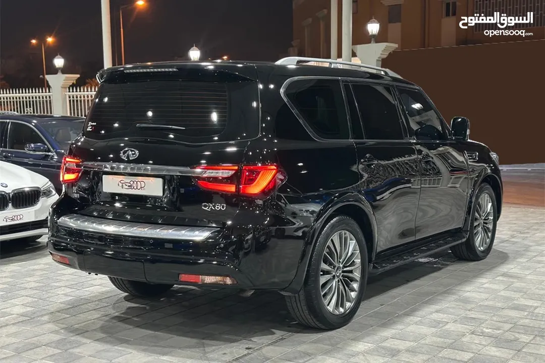 Infiniti QX80 V8 5.6