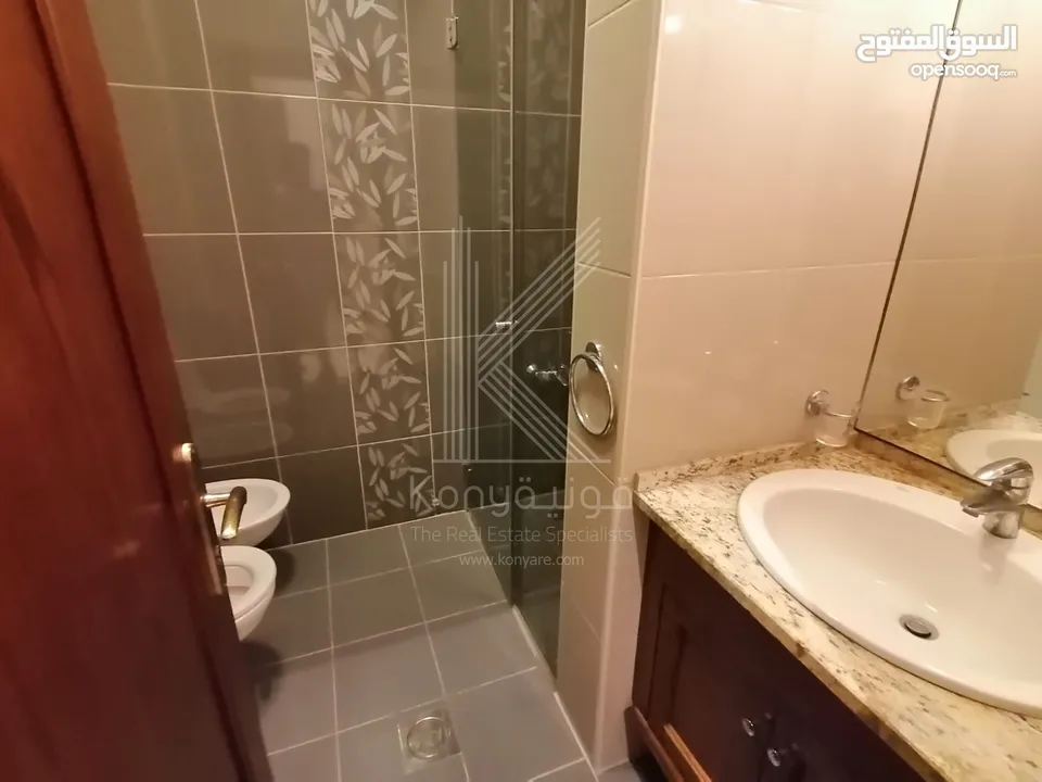 شقة مميزة للبيع في ام اذينة - طابق أرضي