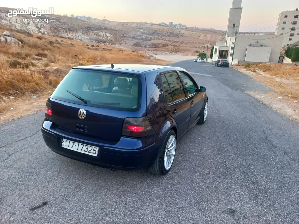 جولف MK4 موديل 2003 مميزه للبيع