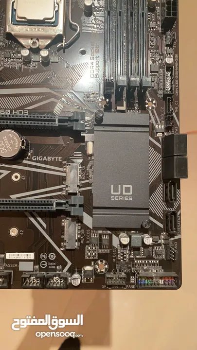 Motherboard - Gigabyte B460 HD3  مع معالج Intel i5 10400  بسعر ممتاز