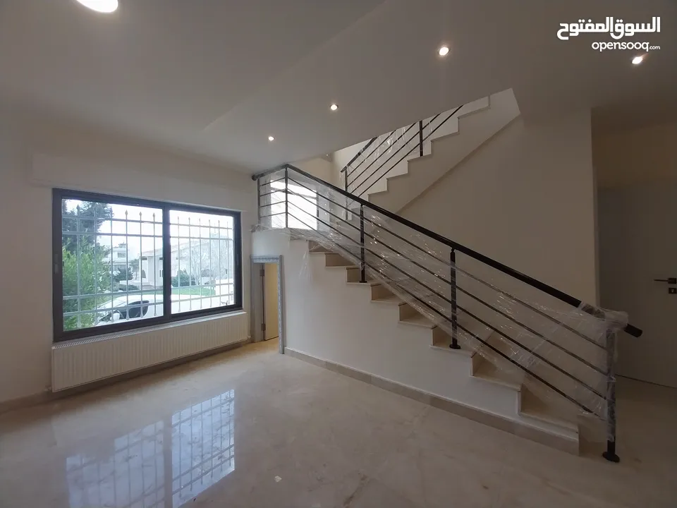 شقة للايجار في عبدون  ( Property 36956 )-175073010